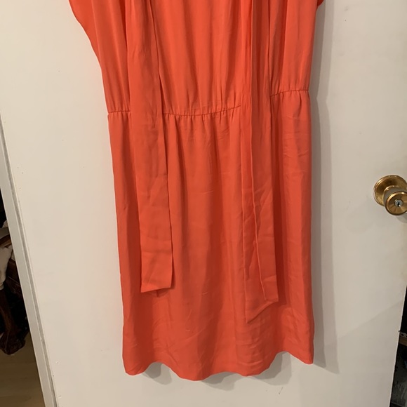 Beautiful coral DVF dress - Picture 7 of 7